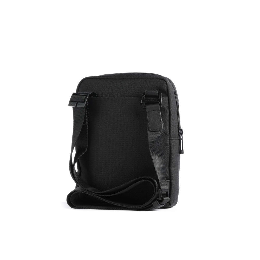 Piquadro men's iPad Mini wallet with leather borsello bag featuring multiple compartments and a sleek design.