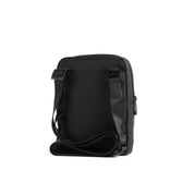 Piquadro men's iPad Mini wallet with leather borsello bag featuring multiple compartments and a sleek design.