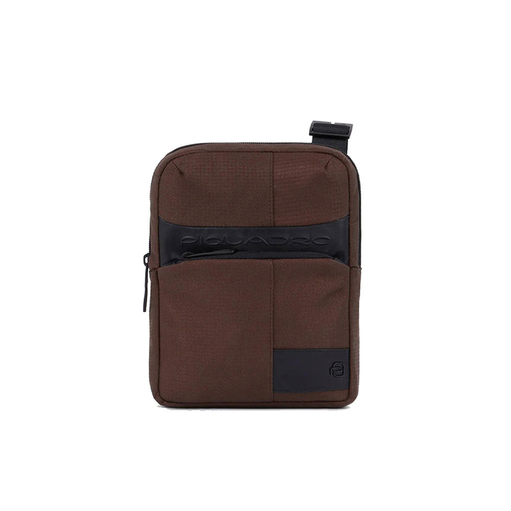 Piquadro men's iPad mini shoulder bag with adjustable strap, black leather borsello for accessories and tech essentials.