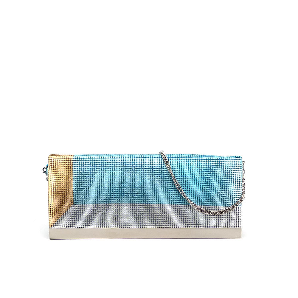 Elegant Volumbags clutch bag for women, featuring a sleek design and compact size, perfect for special occasions.