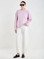 Vicolo Basic Donna felpa in soft fabric with a relaxed fit, featuring a round neckline and long sleeves.