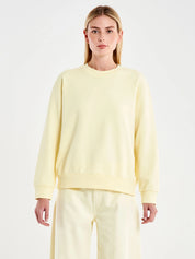 Vicolo Basic Felpa Donna, soft navy blue sweatshirt with relaxed fit, featuring a round neckline and long sleeves.