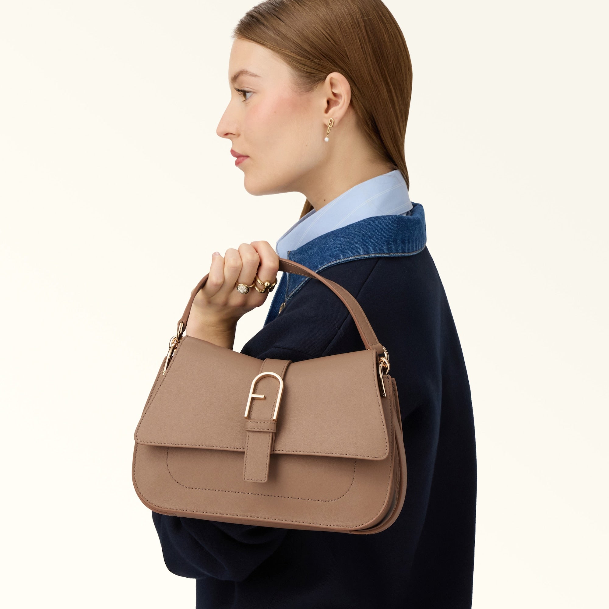 Flow M Top Handle Furla - MYLILLY