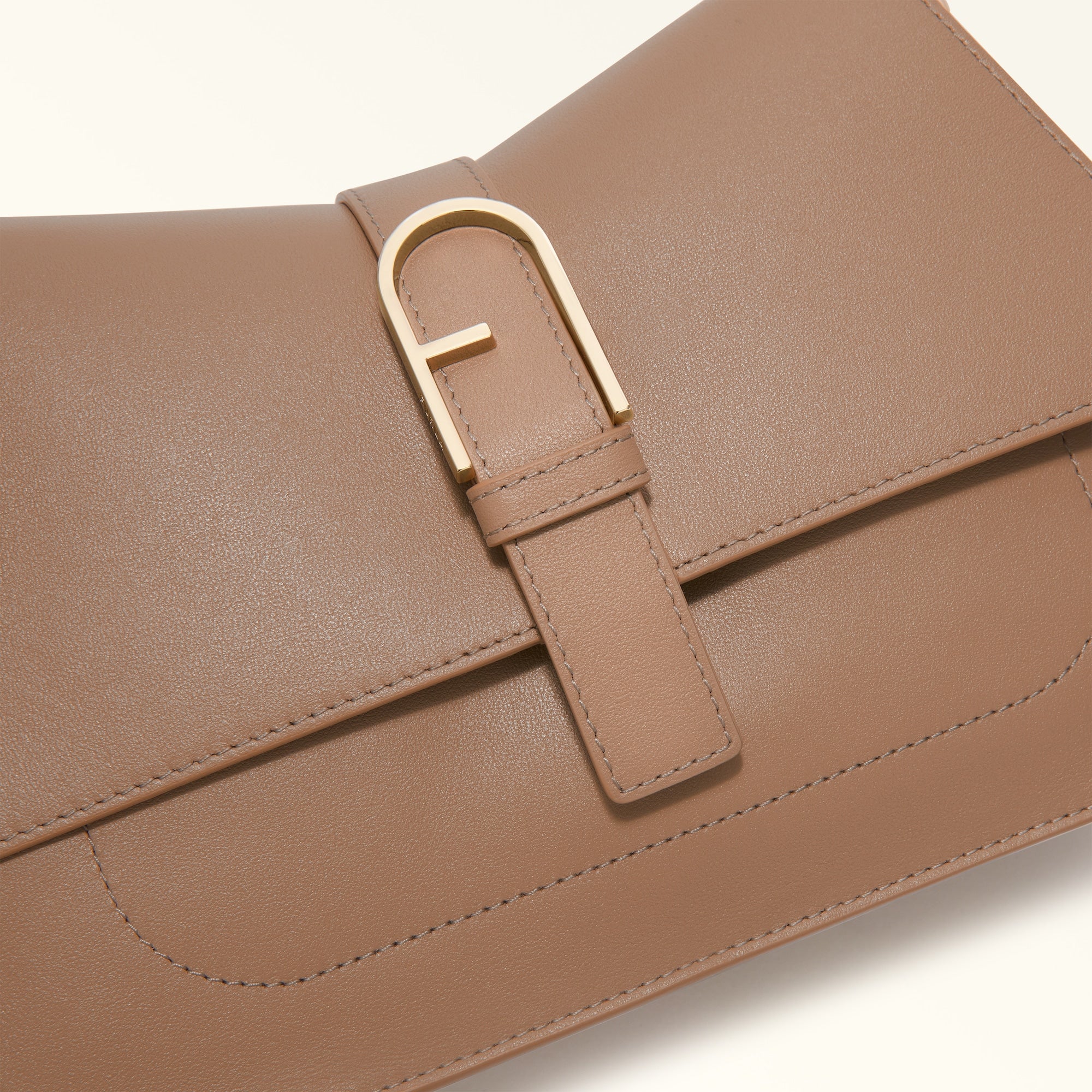 Flow M Top Handle Furla - MYLILLY