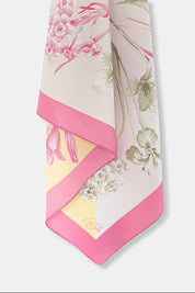 Liu Jo women's foulard with floral pattern, lightweight silk fabric, and elegant design for versatile accessorizing.