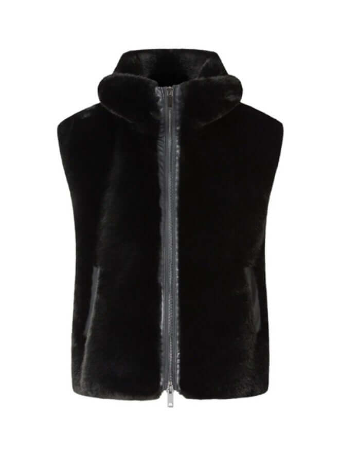 Gilet Deyn by Pinko in soft pink, featuring faux fur and shearling design, perfect for stylish layering.