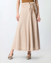 Pinko Hurghada Gonna Donna in pink fabric with a flowing design and detailed stitching, displayed on a hanger.