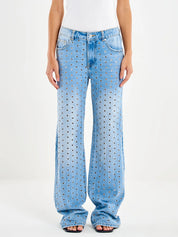 Aurora Vicolo women's jeans in a classic blue wash, featuring a fitted design and mid-rise waist.