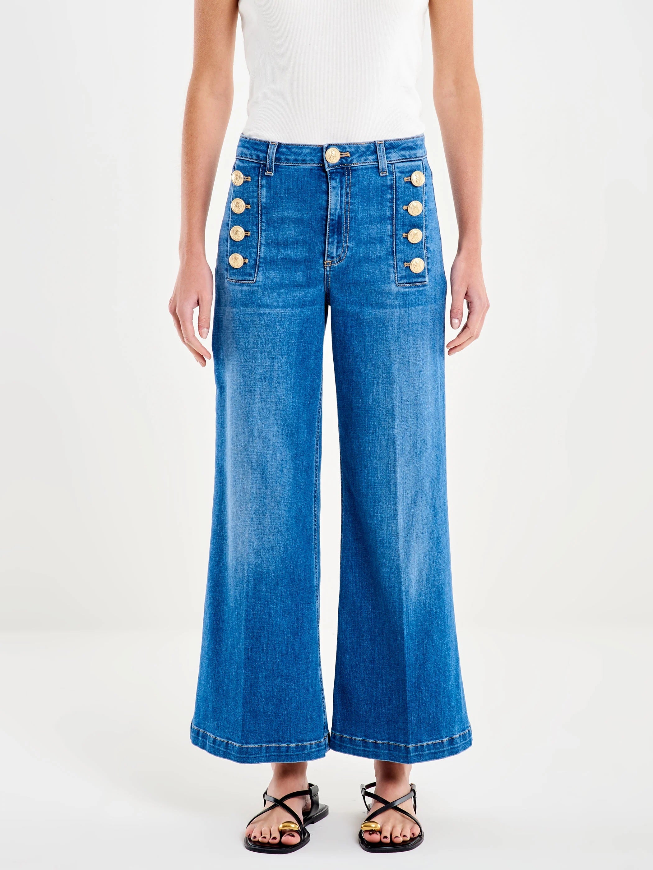 Vicolo Donna Cristina Vicolo jeans in classic blue denim with a slim fit and five-pocket design.