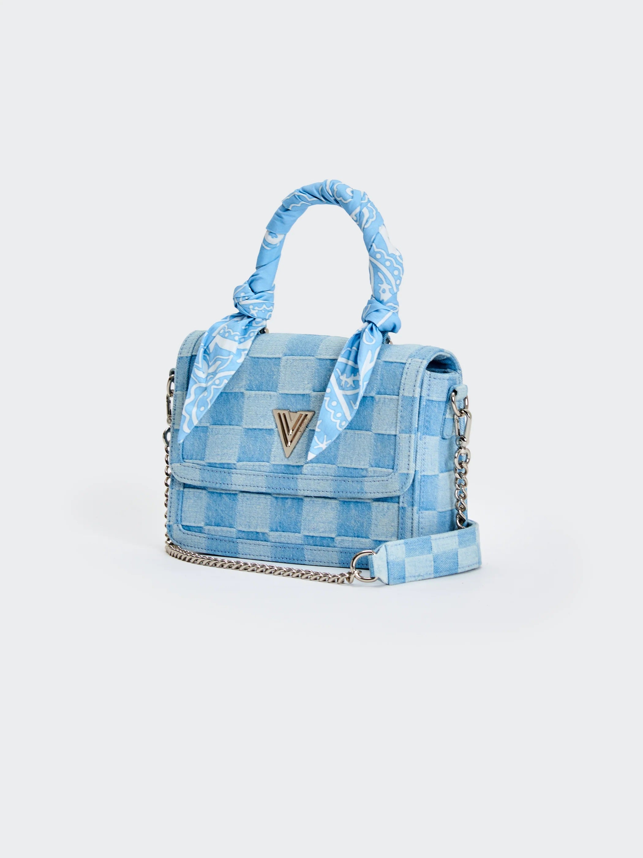 Vicolo Le Marais Denim Vicolo women's handbag with denim fabric and leather accents, stylish and spacious for everyday use.