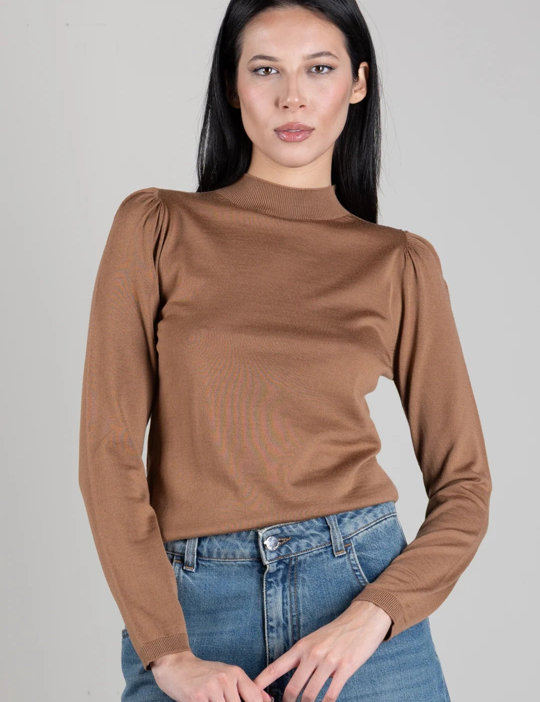 maglia-a-lupetto-twinset-marrone-collo-alto-maniche-lunghe-lavorazione-a-costine.jpg