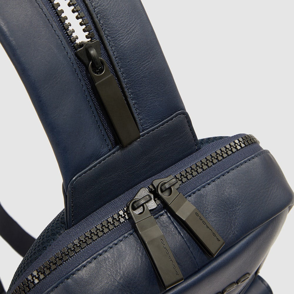Monospalla per iPad®mini portabile a zaino Finn Piquadro - MYLILLY