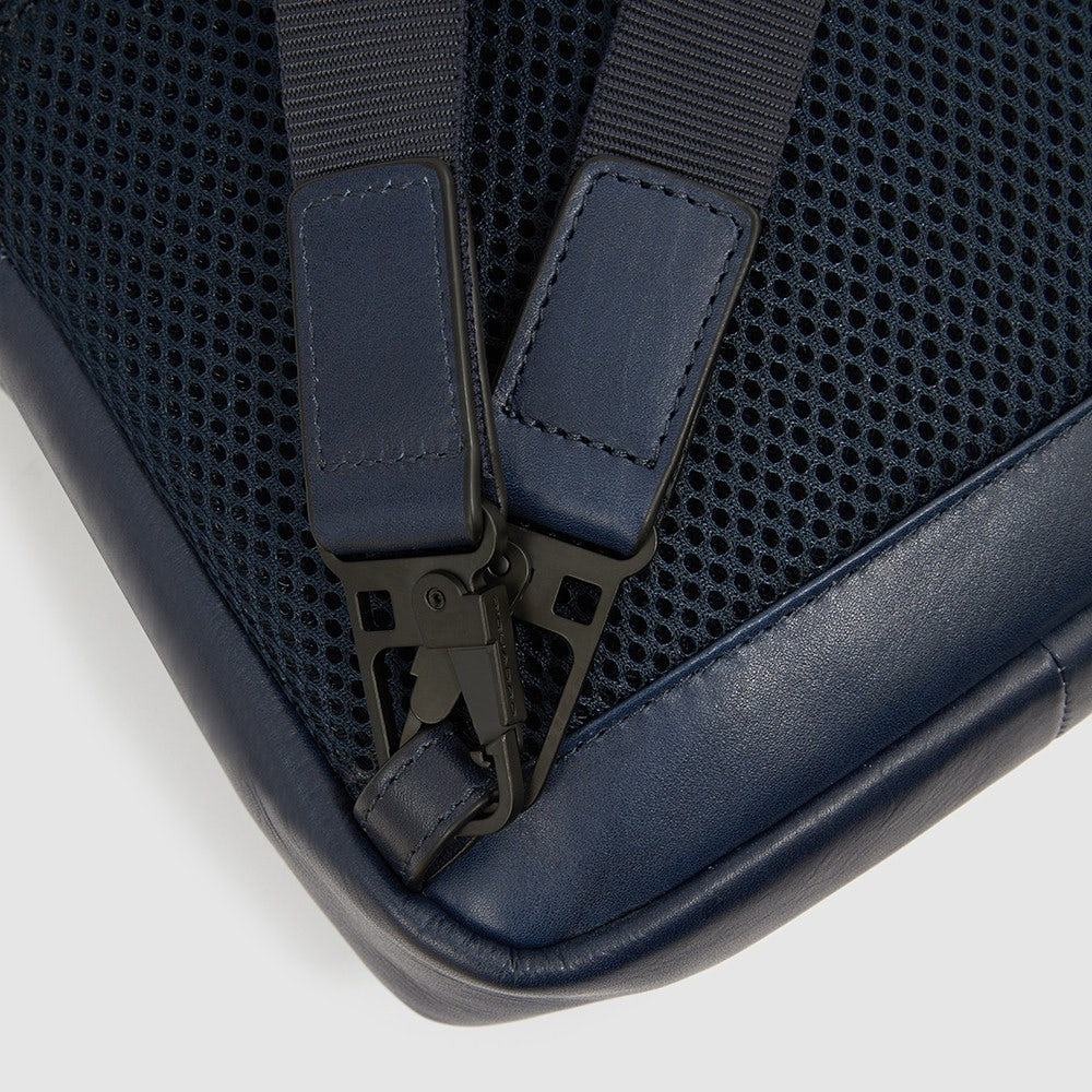 Monospalla per iPad®mini portabile a zaino Finn Piquadro - MYLILLY