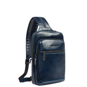 Piquadro Monospalla men's shoulder bag in dark leather with adjustable strap and subtle branding details