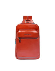 Piquadro Monospalla men's shoulder bag in black leather with adjustable strap and sleek design.