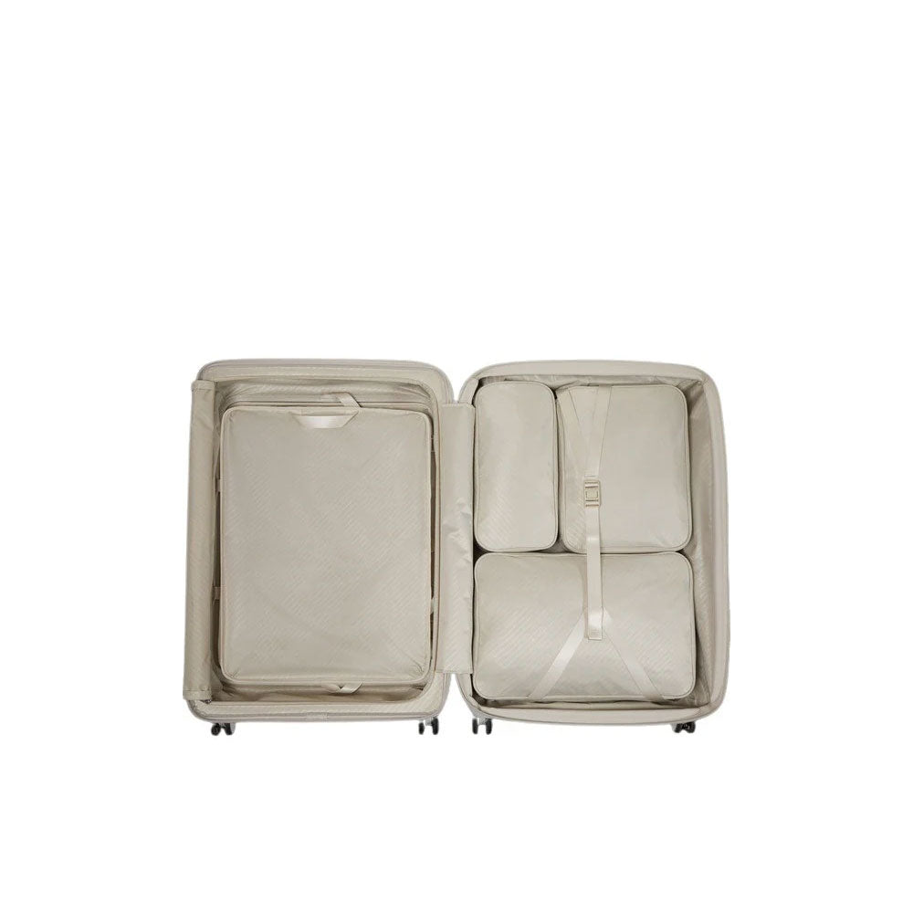 Large Samsonite Paralux trolley bag with sturdy wheels and telescopic handle, designed for unisex travel and easy transportation.