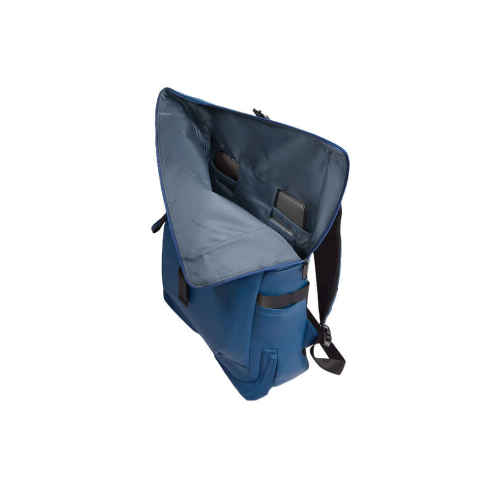 piquadro-zaino-roll-top-corner-2-0-blu-porta-pc-15-6-dettaglio-scomparti-interni.jpg