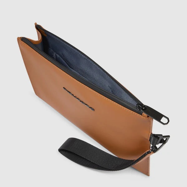 Pochette Corner 2.0 Piquadro - MYLILLY
