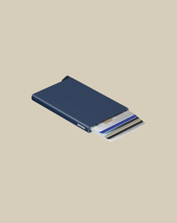 Secrid Porta carte Cardprotector unisex wallet with metal case for credit cards and ID, sleek and compact design.