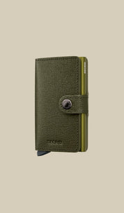 Secrid Miniwallet Crisple Secrid unisex cardholder with textured surface, compact design for credit cards and documents.