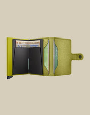 Secrid Miniwallet Crisple Porta carte unisex in textured leather with multiple card slots and compact design.
