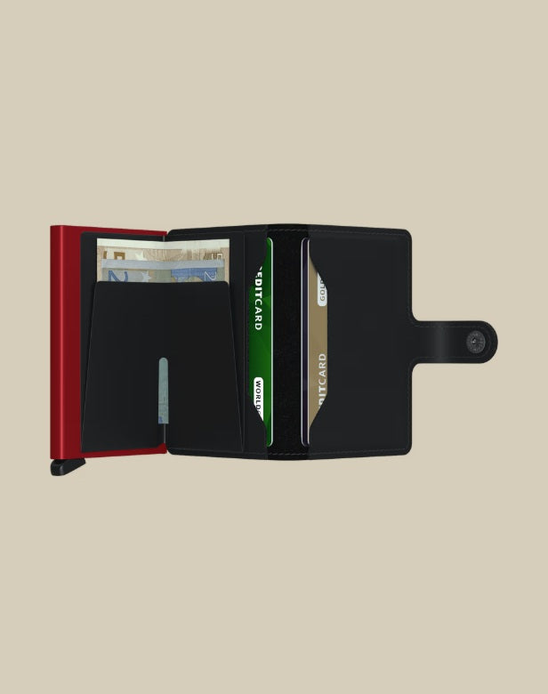 Secrid Miniwallet matte Porta carte unisex for credit cards and documents, compact and stylish accessory in neutral tones.