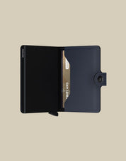 Secrid Miniwallet Matte Porta Carte unisex in sleek matte finish with compact design for cards and documents