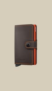 Secrid Miniwallet matte Porta carte unisex for cards and documents, compact leather accessory with sleek design.