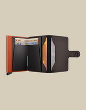 Secrid Miniwallet Matte Porta Carte, unisex leather card holder with compact design for credit cards and documents.