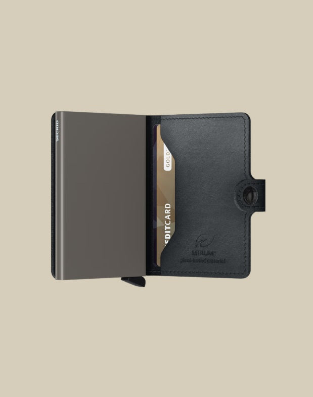 Secrid Miniwallet Porta Carte in MIRUM plant-based material, unisex leather-look compact card and document holder.