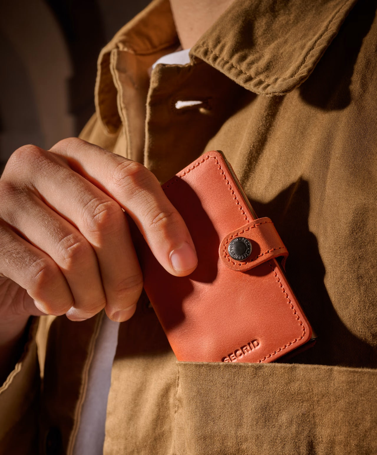 Secrid Miniwallet Vintage Porta Carte unisex, compact leather wallet for cards and documents with a vintage finish.