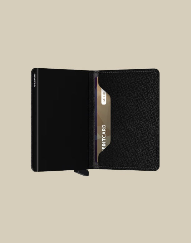 Secrid Slimwallet Crisple Porta Carte unisex in sleek black leather with card slots and minimalist design.