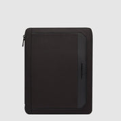Unisex Piquadro Lyss portablocco con comparto per iPad® in resistente materiale nero, designed for organized everyday use.