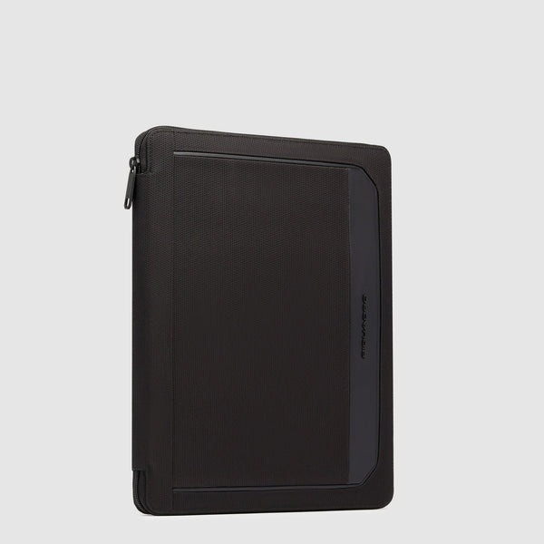 Lyss Piquadro unisex portablocco with dedicated iPad® compartment, sleek minimal design, black leather exterior.