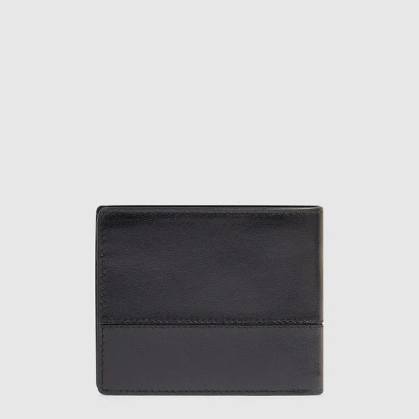 Portafoglio in pelle Piquadro, accessorio unisex, con design elegante e pratico per monete e carte.