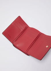 Liu Jo women's wallet with multiple card slots and zippered coin pocket, made of smooth leather in elegant design.
