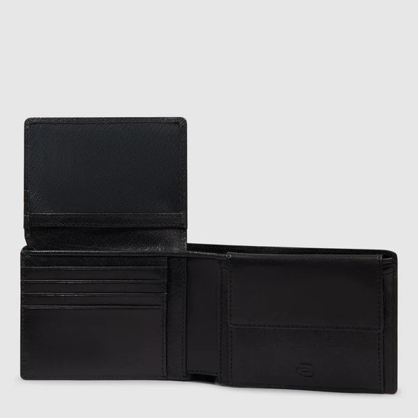 Piquadro Portafoglio Solm in leather with multiple card slots and a sleek design, men's accessory for organization.