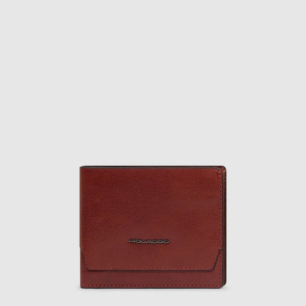 Piquadro Portafoglio Solm in leather, men's wallet with multiple card slots and a sleek design, black color, minimalistic style.