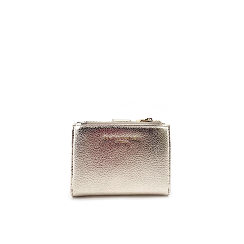 Nannini Wallis women's wallet in textured leather with multiple card slots and a compact design.