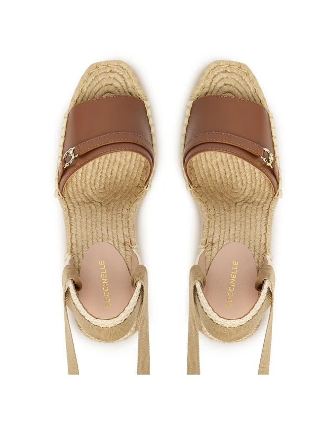 Sandali C-Easy di Coccinelle, eleganti sandali donna con design sofisticato e dettagli raffinati.