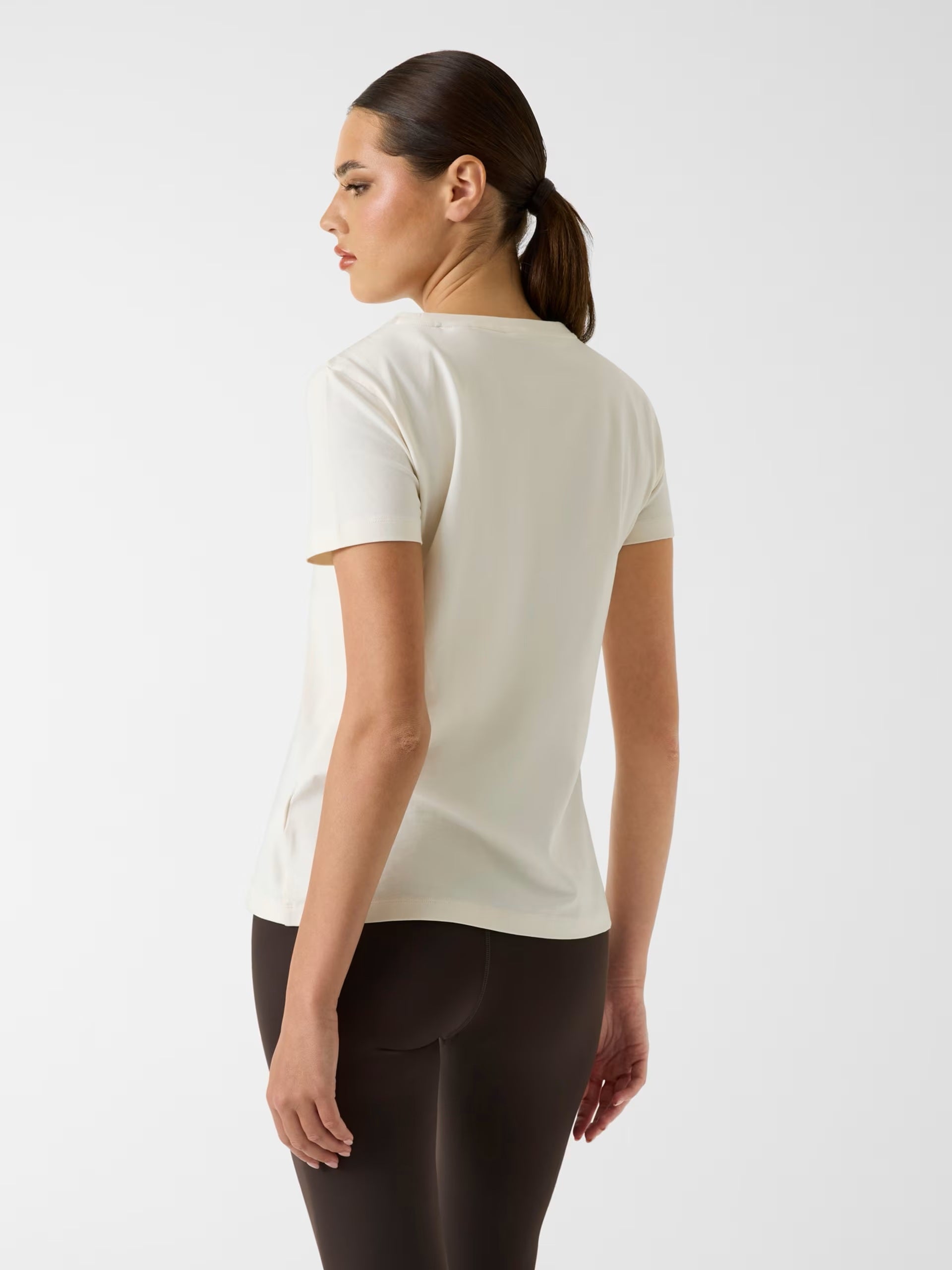 Briana T-shirt Guess - MYLILLY