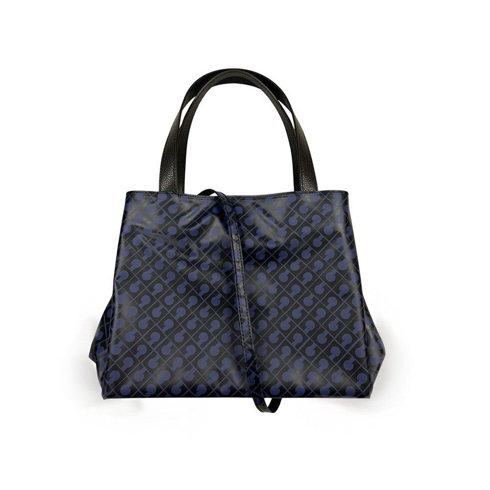 Small Gherardini top handle bag for women, stylish leather handbag with a structured design and top handle for elegant carrying.