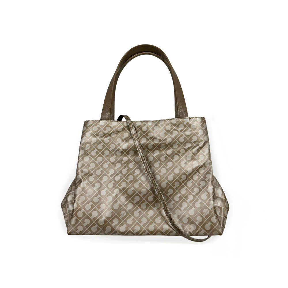 Small Gherardini top handle bag for women, featuring a stylish design, leather finish, and compact hand-held style.
