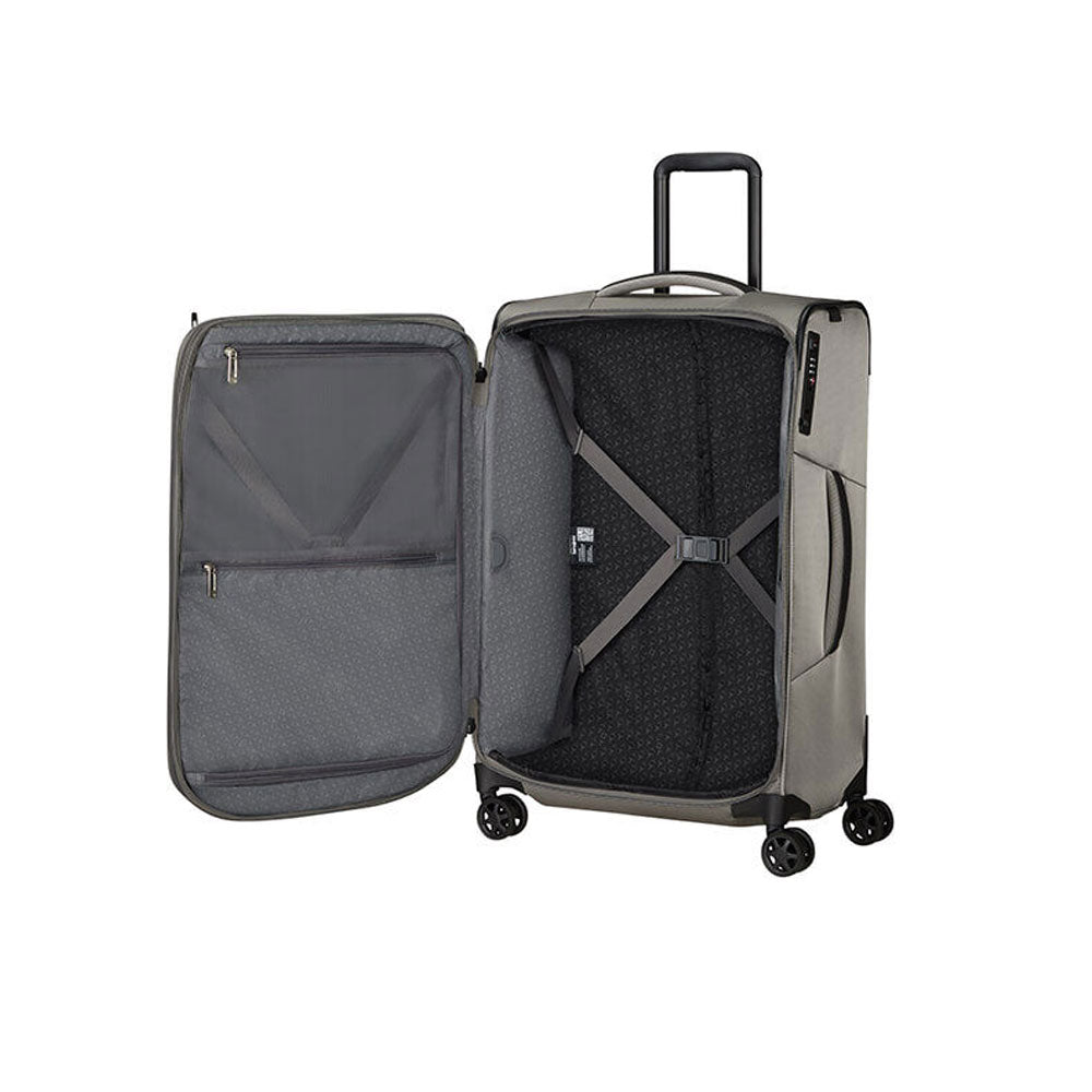 Samsonite medium expandable Respark trolley with wheels and telescopic handle, unisex travel luggage accessory.