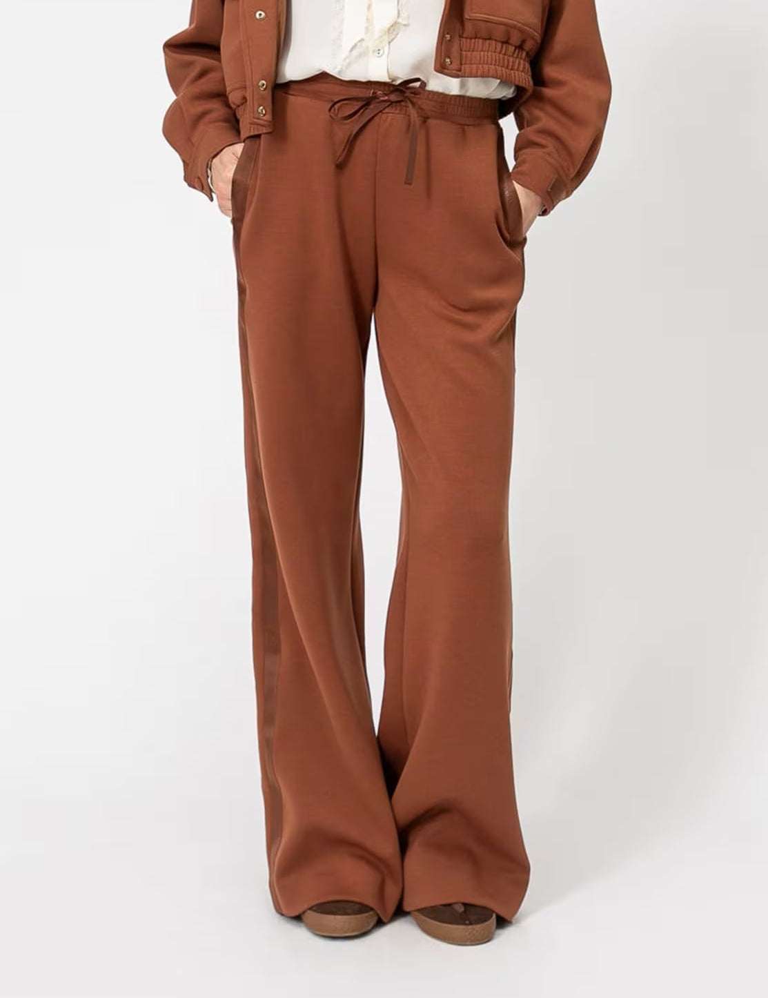 twinset-pantaloni-jogging-jersey-ampio-marrone-pantalone-a-palazzo-chiusura-con-zip-tasche.jpg