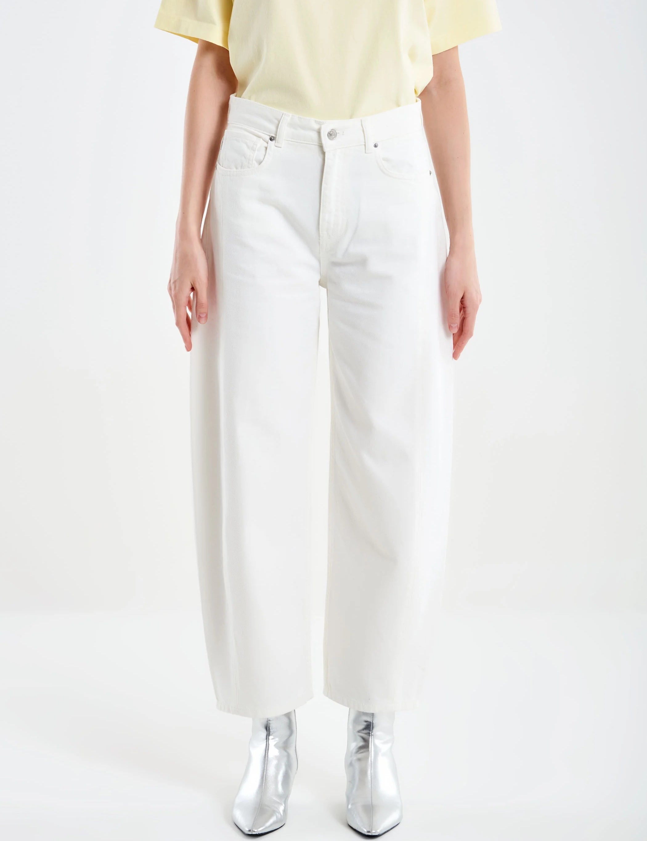 vicolo-jeans-chiara-bianco-barrel-fit-vista-frontale.jpg