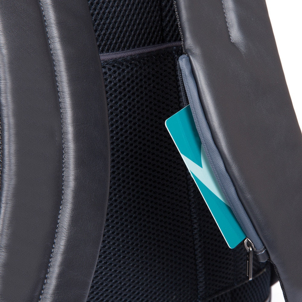 Zaino 15.6`` Urban Piquadro - MYLILLY