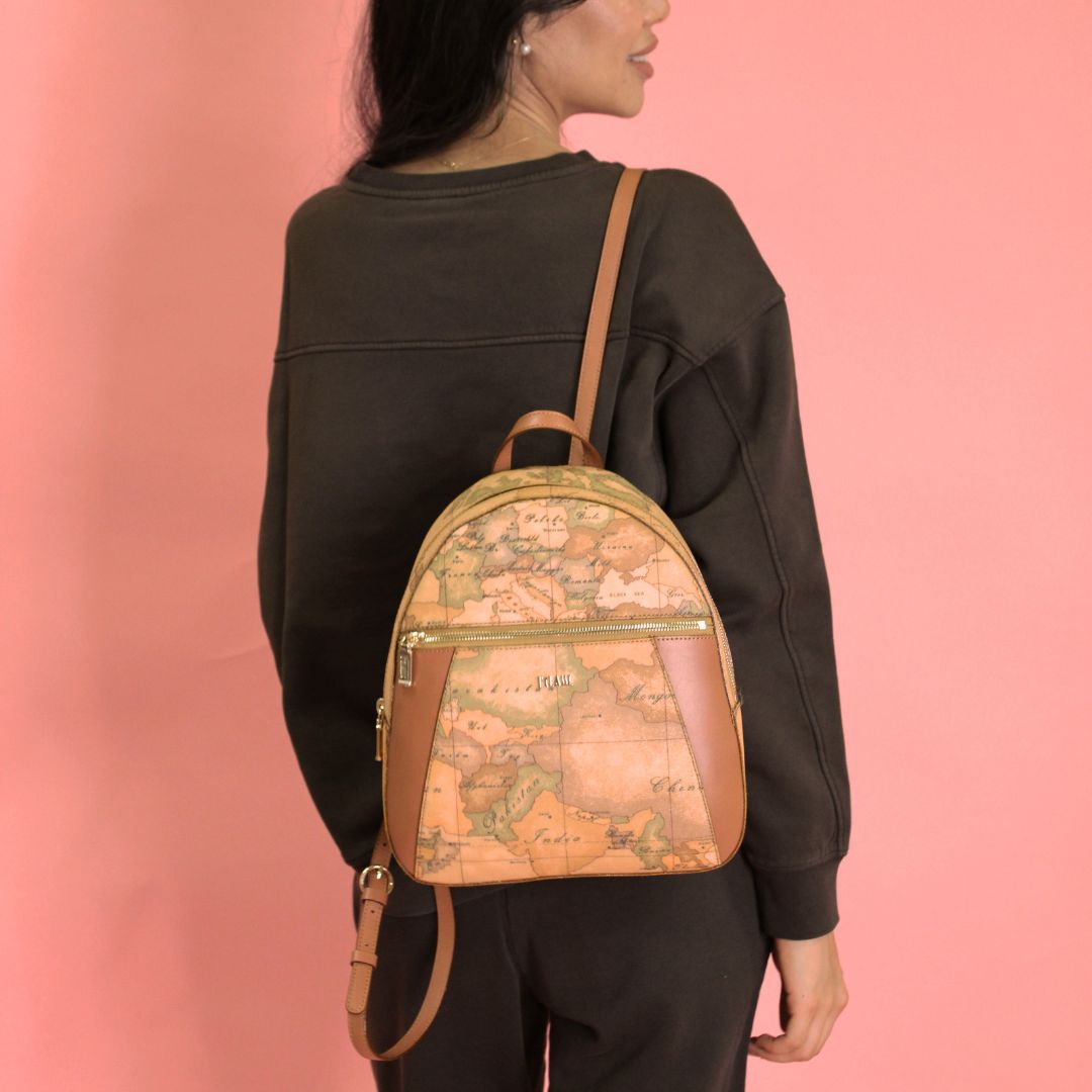 Alviero Martini Geo Classic backpack – MYLILLY