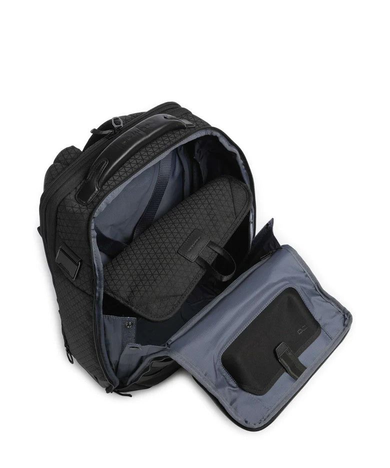 zaino-piquadro-pro-15-6-pelle-tessuto-scomparti-notebook-ipad-fodera-riciclata.jpg