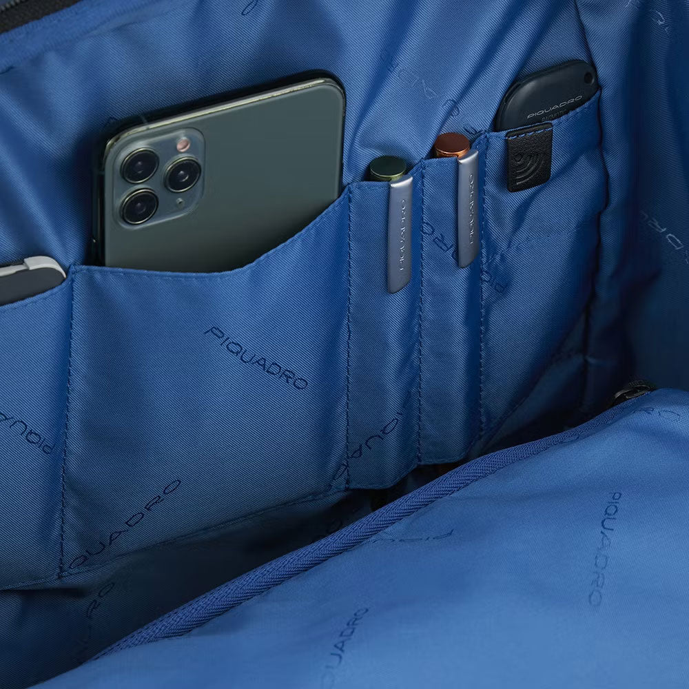 Zaino porta computer e iPad® Corner 2.0 in tessuto riciclato Piquadro - MYLILLY